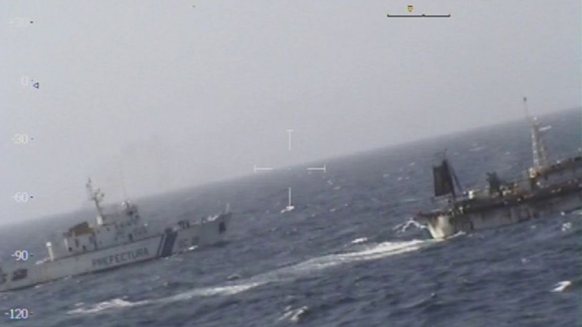 Prefectura hundió un buque Chino por pesca ilegal
