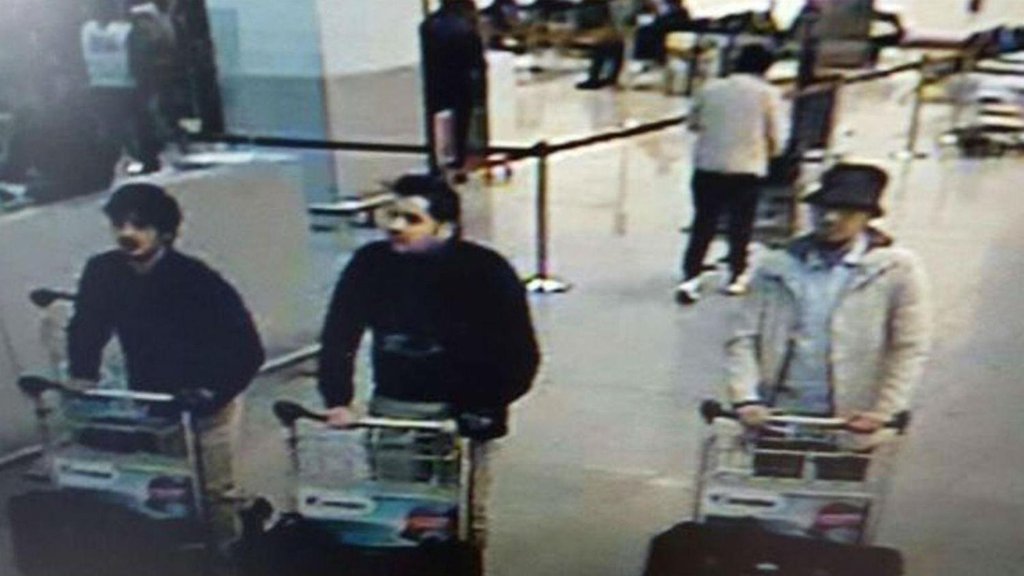 Difunden imágenes de los tres sospechosos del atentado en el aeropuerto de Bruselas