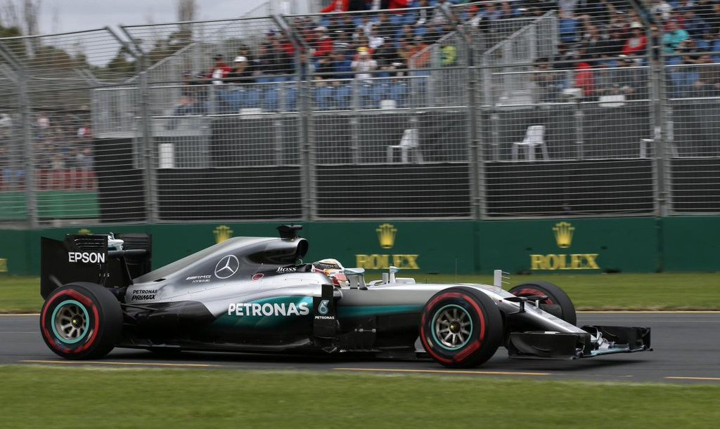 F1 Hamilton se llevó la pole en un muy mal debut del nuevo sistema de clasificación1