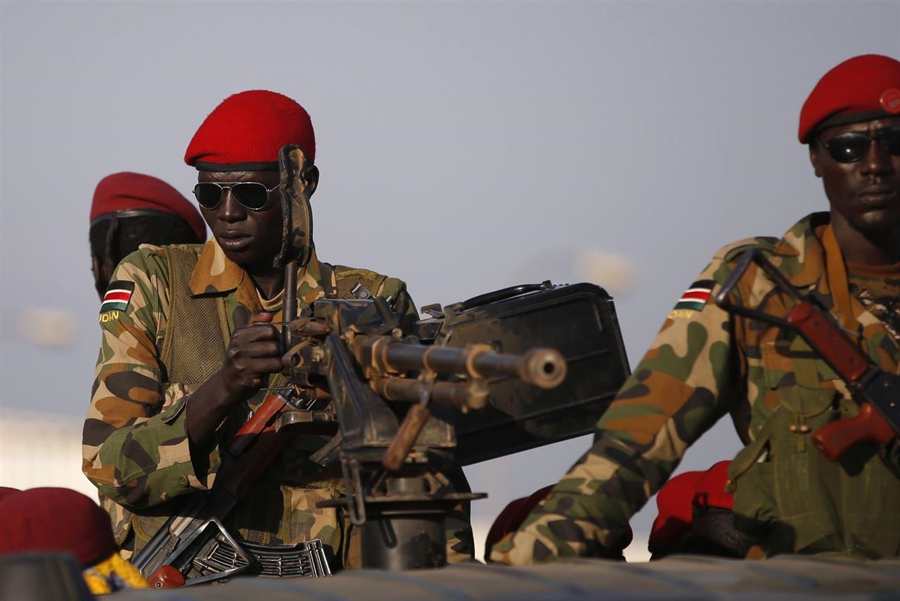 Sudán del Sur permite a sus soldados violar mujeres como salario