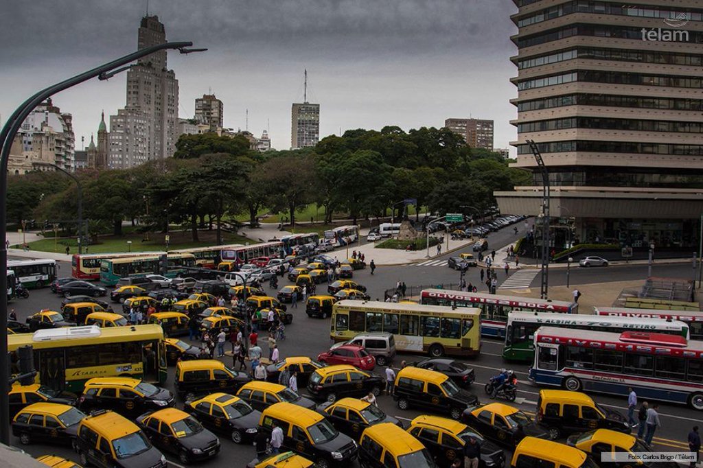 El Gobierno porteño lanzó una ofensiva contra Uber