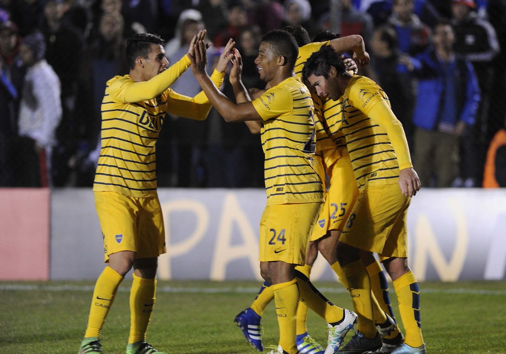 Boca rescató un empate con goles en Uruguay y quedó bien parado