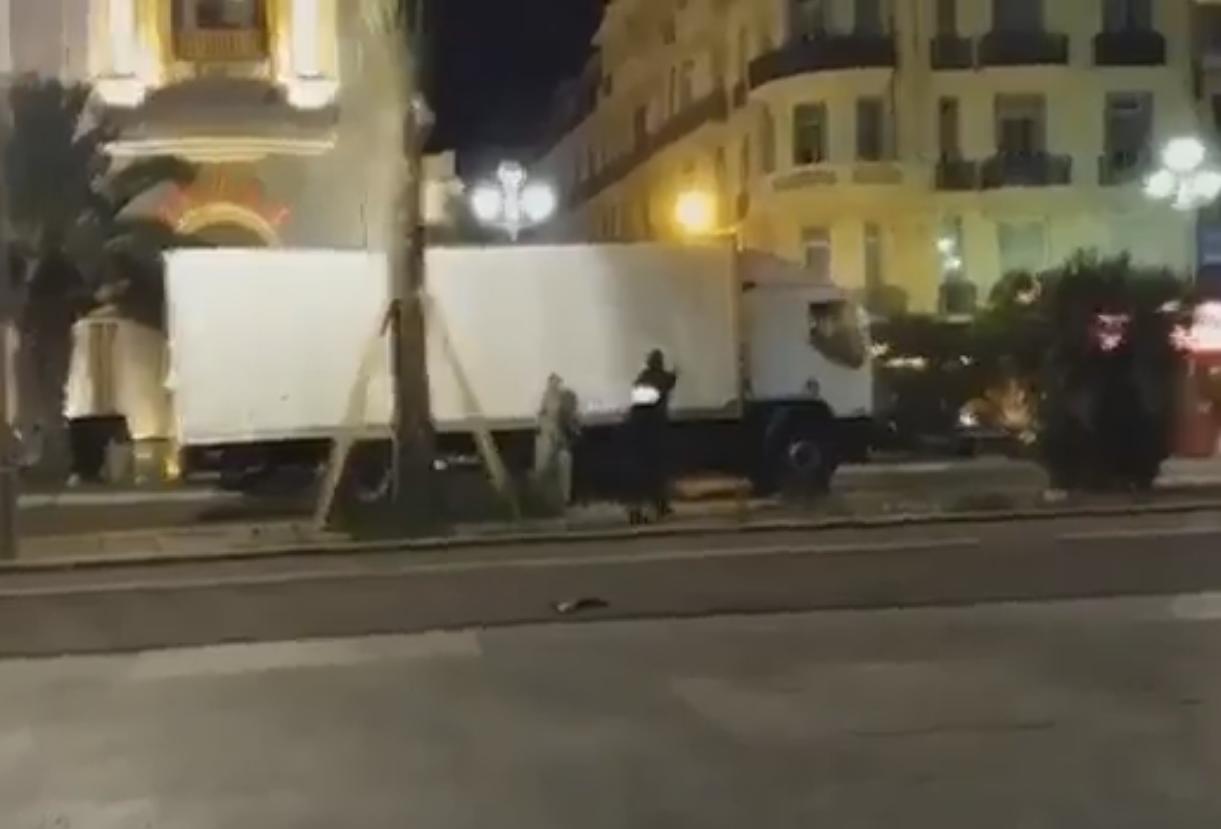 Video la secuencia de la policía matando al terrorista del atentado en Niza