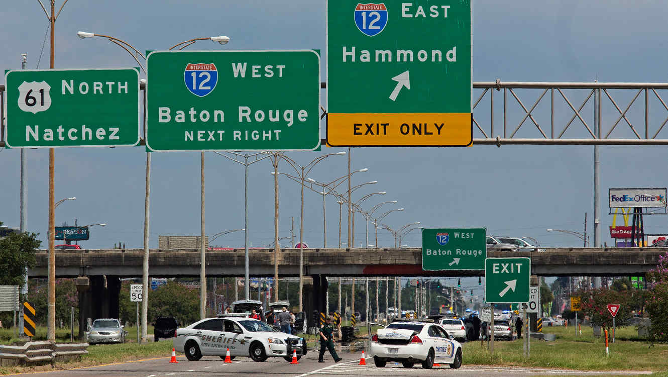 Luisiana: tiroteo deja 3 policías muertos